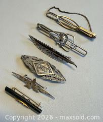MaxSold Auction:  Vintage Stratton England Tie Clip & (5) More Vintage Tie Clips - Toronto (Ontario, Canada) PARTNER MANAGED Reseller Online Auction - Queen Street West
