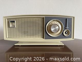 MaxSold Auction: Vintage Mid Century Radio  - San Jose (California, USA) SELLER MANAGED Estate Sale Online Auction - South 16th Street