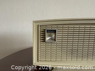 MaxSold Auction: Vintage Mid Century Radio  - San Jose (California, USA) SELLER MANAGED Estate Sale Online Auction - South 16th Street