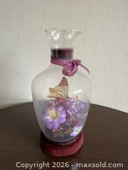 MaxSold Auction: Vintage Vase. Beautiful Piece!  - San Jose (California, USA) SELLER MANAGED Estate Sale Online Auction - South 16th Street