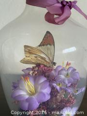 MaxSold Auction: Vintage Vase. Beautiful Piece!  - San Jose (California, USA) SELLER MANAGED Estate Sale Online Auction - South 16th Street