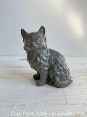 MaxSold Auction: Vintage Ceramic Fluffy Gray Cat Figurine  - Kingston (Ontario, Canada) SELLER MANAGED Downsizing Online Auction - Bishop Street