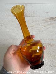 MaxSold Auction: Vintage Swirled Glass Amber Coloured Bud Vase - Kingston (Ontario, Canada) SELLER MANAGED Downsizing Online Auction - Bishop Street