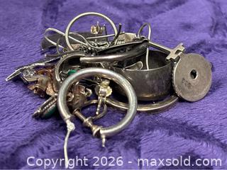 MaxSold Auction: Sterling Silver .925  1.06 OZ. SCRAP Single Earrings   - Idaho Springs (Colorado, USA) PARTNER MANAGED Estate Sale Online Auction - Idaho Street