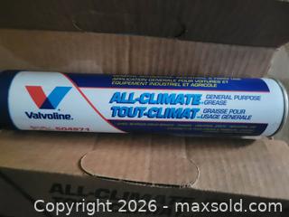 MaxSold Auction: 9 New Valvoline All Climate Grease 9x400g - East Zorra-Tavistock (Ontario, Canada) SELLER MANAGED Downsizing Online Auction - Highway 59 Lot 92