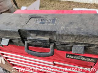 MaxSold Auction: Jobmate Laser Level w/Tripod in Case - East Zorra-Tavistock (Ontario, Canada) SELLER MANAGED Downsizing Online Auction - Highway 59 Lot 92