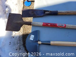 MaxSold Auction: lot of 3 Edger Ice chopper - East Zorra-Tavistock (Ontario, Canada) SELLER MANAGED Downsizing Online Auction - Highway 59 Lot 92