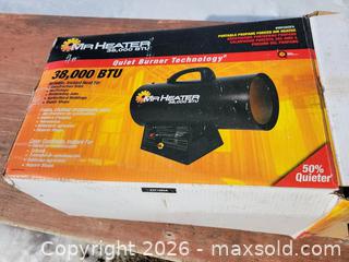 MaxSold Auction: Nearly new 38000 btu Mr.Heater Propane Salamander Heater - East Zorra-Tavistock (Ontario, Canada) SELLER MANAGED Downsizing Online Auction - Highway 59 Lot 92