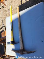 MaxSold Auction: Pick & Cutter Maddock - East Zorra-Tavistock (Ontario, Canada) SELLER MANAGED Downsizing Online Auction - Highway 59 Lot 92