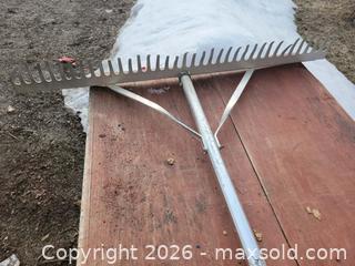 MaxSold Auction: Professional Landscapers Rake - East Zorra-Tavistock (Ontario, Canada) SELLER MANAGED Downsizing Online Auction - Highway 59 Lot 92