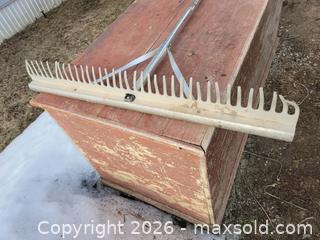 MaxSold Auction: Professional Landscapers Rake - East Zorra-Tavistock (Ontario, Canada) SELLER MANAGED Downsizing Online Auction - Highway 59 Lot 92