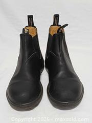 MaxSold Auction: Blundstone 558 Black Chelsea Boots Size 3 - Toronto (Ontario, Canada) PARTNER MANAGED Reseller Online Auction - Queen Street West