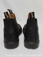 MaxSold Auction: Blundstone 558 Black Chelsea Boots Size 3 - Toronto (Ontario, Canada) PARTNER MANAGED Reseller Online Auction - Queen Street West