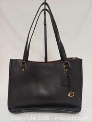 MaxSold Auction: Coach Tyler Carryall Black Leather Shoulder Handbag C3460 - Toronto (Ontario, Canada) PARTNER MANAGED Reseller Online Auction - Queen Street Wt.