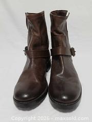 MaxSold Auction: Fyre Natalie Women's Short Boots Size 11 - Toronto (Ontario, Canada) PARTNER MANAGED Reseller Online Auction - Queen Street West