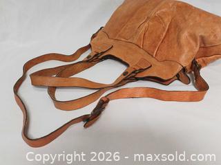 MaxSold Auction: Vintage Patricia Nash Napoli Cognac Leather Shoulder Handbag  - Toronto (Ontario, Canada) PARTNER MANAGED Reseller Online Auction - Queen Street West