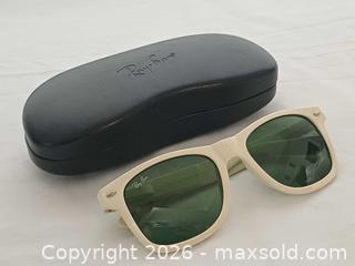 MaxSold Auction: Vintage Ray-Ban USA Wayfarer Unisex Ivory Sunglasses  - Toronto (Ontario, Canada) PARTNER MANAGED Reseller Online Auction - Queen Street West