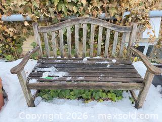 MaxSold Auction: Bench (front yard) B - Toronto (Ontario, Canada) Downsizing Online Auction - Kimbark Blvd 