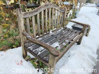 MaxSold Auction: Bench (front yard) B - Toronto (Ontario, Canada) Downsizing Online Auction - Kimbark Blvd 