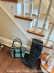 MaxSold Auction: Boots And Bag B  - Toronto (Ontario, Canada) Downsizing Online Auction - Kimbark Blvd 