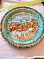 MaxSold Auction: Bowls Plus B  - Toronto (Ontario, Canada) Downsizing Online Auction - Kimbark Blvd 