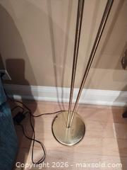 MaxSold Auction: Floor Lamp C - Toronto (Ontario, Canada) Downsizing Online Auction - Kimbark Blvd 