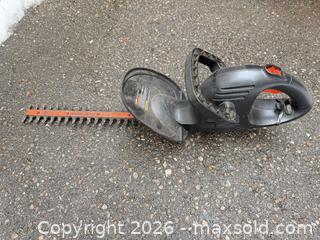 MaxSold Auction: Gardening B - Toronto (Ontario, Canada) Downsizing Online Auction - Kimbark Blvd 