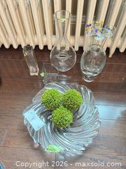 MaxSold Auction: Glass Vases and More B  - Toronto (Ontario, Canada) Downsizing Online Auction - Kimbark Blvd 