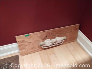 MaxSold Auction: Hanging wall (rock climbing) B - Toronto (Ontario, Canada) Downsizing Online Auction - Kimbark Blvd 