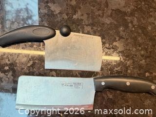 MaxSold Auction: Henkels Cutting Utensils and More B - Toronto (Ontario, Canada) Downsizing Online Auction - Kimbark Blvd 