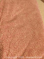 MaxSold Auction: Linen and Towels B - Toronto (Ontario, Canada) Downsizing Online Auction - Kimbark Blvd 