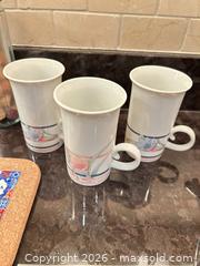 MaxSold Auction: Mugs Plus B  - Toronto (Ontario, Canada) Downsizing Online Auction - Kimbark Blvd 
