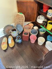 MaxSold Auction: Plant Pots B  - Toronto (Ontario, Canada) Downsizing Online Auction - Kimbark Blvd 