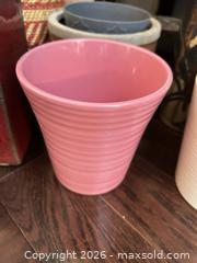 MaxSold Auction: Plant Pots B  - Toronto (Ontario, Canada) Downsizing Online Auction - Kimbark Blvd 