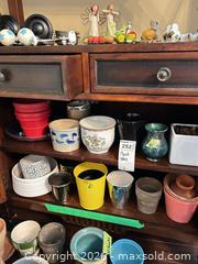 MaxSold Auction: Plant Pots B  - Toronto (Ontario, Canada) Downsizing Online Auction - Kimbark Blvd 