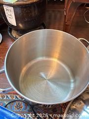 MaxSold Auction: Pots And Popcorn Maker B  - Toronto (Ontario, Canada) Downsizing Online Auction - Kimbark Blvd 