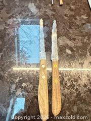 MaxSold Auction: Scissors and More B - Toronto (Ontario, Canada) Downsizing Online Auction - Kimbark Blvd 