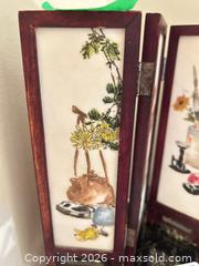 MaxSold Auction: Screen And Model Car  B  - Toronto (Ontario, Canada) Downsizing Online Auction - Kimbark Blvd 