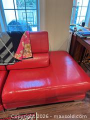 MaxSold Auction: Sectional Sofa D  - Toronto (Ontario, Canada) Downsizing Online Auction - Kimbark Blvd 