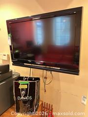 MaxSold Auction: Sony TV Plus B  - Toronto (Ontario, Canada) Downsizing Online Auction - Kimbark Blvd 