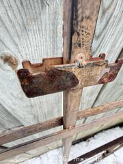 MaxSold Auction: Trellis D - Toronto (Ontario, Canada) Downsizing Online Auction - Kimbark Blvd 