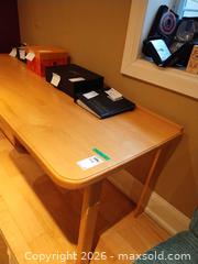 MaxSold Auction: Wood Desk D - Toronto (Ontario, Canada) Downsizing Online Auction - Kimbark Blvd 