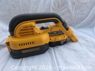 MaxSold Auction: DeWALT DC515 18V Cordless Handheld Vacuum - San Jose (California, USA) SELLER MANAGED Reseller Online Auction - North 24th Street