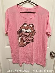 MaxSold Auction: Licensed Rolling Stones Pink Cotton T-Shirt XXL - San Jose (California, USA) SELLER MANAGED Downsizing Online Auction - East Humboldt Street