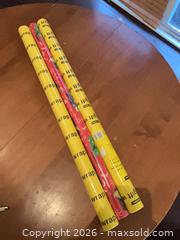 MaxSold Auction: 3 Rolls Gift Wrap: Nightmare Before Christmas, Solid, Decorative - Coquitlam (British Columbia, Canada) SELLER MANAGED Reseller Online Auction - Robson Drive