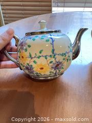 MaxSold Auction: Pair of Gladstone Bone China Teapots, Hand-Painted Chrysanthemum - Coquitlam (British Columbia, Canada) SELLER MANAGED Reseller Online Auction - Robson Drive