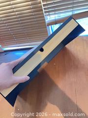 MaxSold Auction: simplehuman Small Countertop Bin with laptop riser Box - Coquitlam (British Columbia, Canada) SELLER MANAGED Reseller Online Auction - Robson Drive