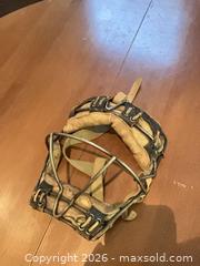 MaxSold Auction: Tan/Beige Baseball Catcher/Umpire Face Mask Metal Cage Adult - Coquitlam (British Columbia, Canada) SELLER MANAGED Reseller Online Auction - Robson Drive