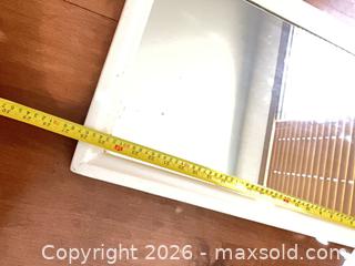 MaxSold Auction: Vintage Off-White Wood Wall Mirror, ~26 in Tall - Coquitlam (British Columbia, Canada) SELLER MANAGED Reseller Online Auction - Robson Drive