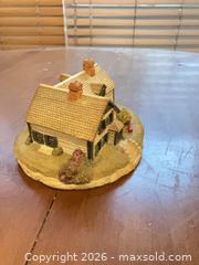 MaxSold Auction: Westbury Collectors Guild Anne of Green Gables Miniature House - Coquitlam (British Columbia, Canada) SELLER MANAGED Reseller Online Auction - Robson Drive